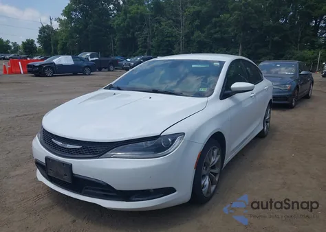 2016 Chrysler 200 S z USA, uszkodzony, nr VIN 1C3CCCBB9GN138870